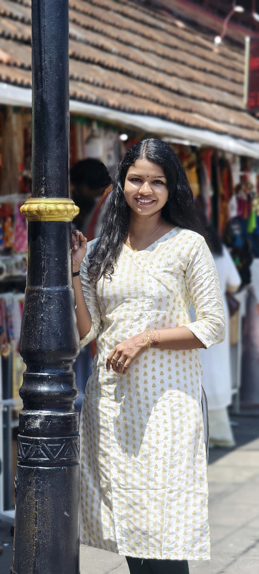 0096- BANARASI SARI WORKED KURTI