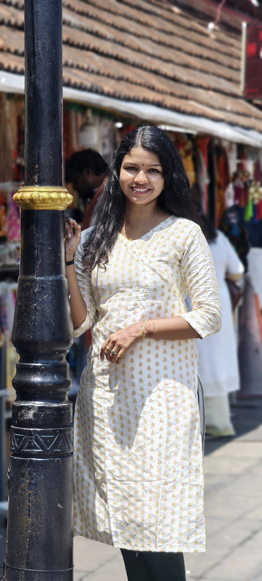 0096- BANARASI SARI WORKED KURTI